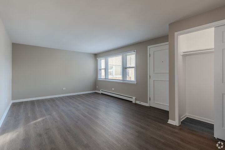 Property Photo:  8532 W Gregory Street 3S  IL 60656 