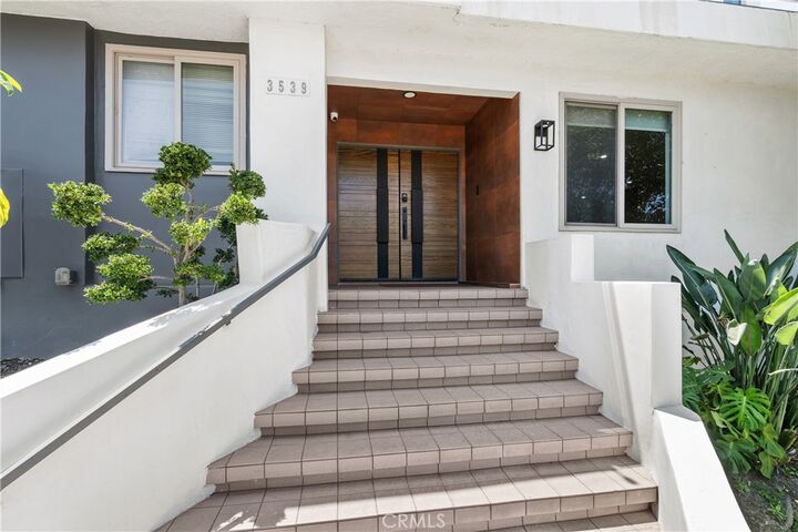 Property Photo:  3539 Alana Drive  CA 91403 
