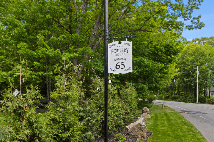 Property Photo:  65 Middle Road  ME 04105 