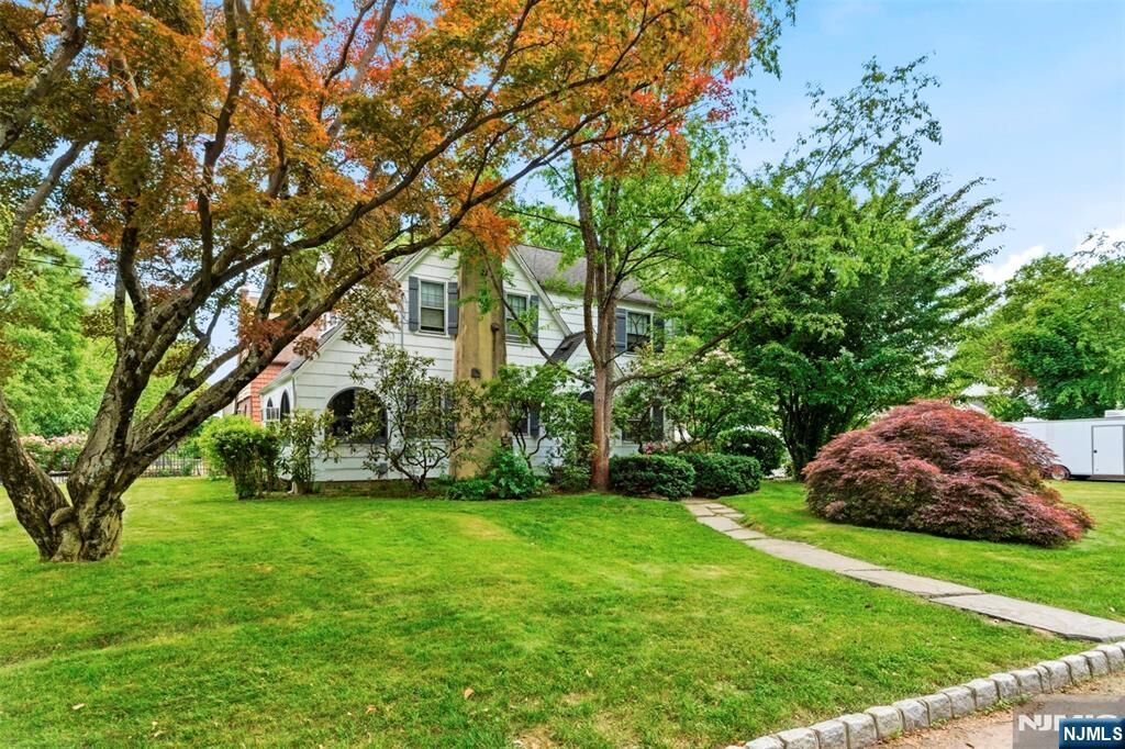 Property Photo:  128 Meisel Avenue  NJ 07081 
