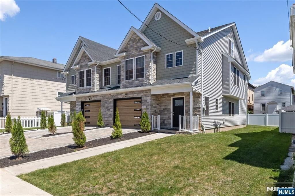 Property Photo:  77B Chestnut Street  NJ 07644 