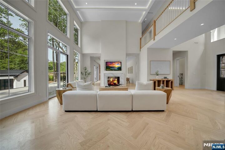 Property Photo: 165 Hickory Lane NJ 07624