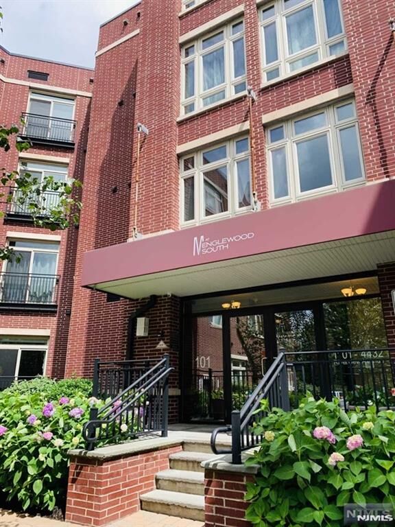 Property Photo: 3325 Riverview Avenue 325 NJ 07631