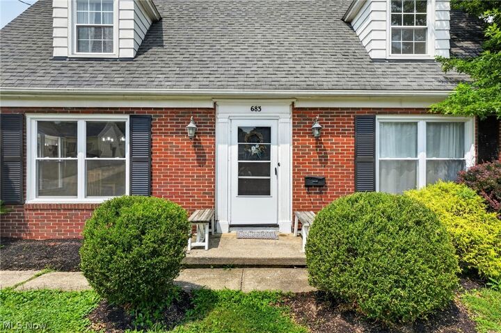Property Photo:  683 E Ford Avenue  OH 44203 