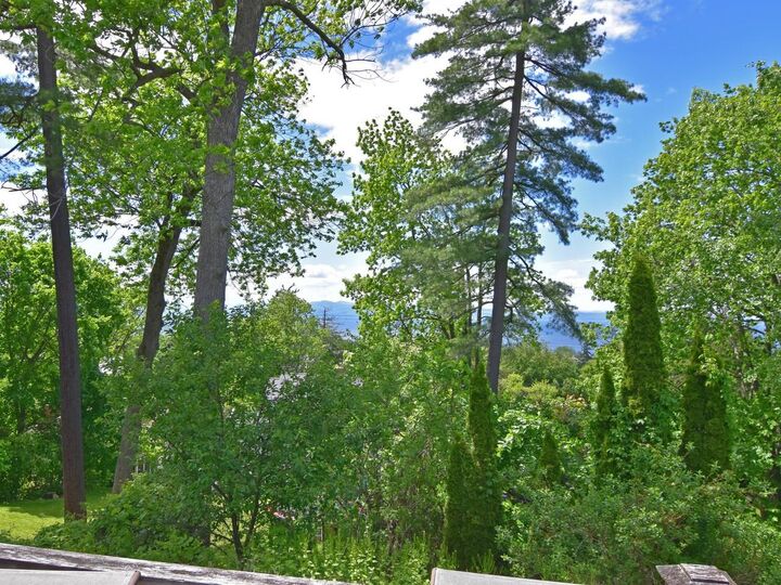 Property Photo:  33 Summit Ridge  VT 05401 