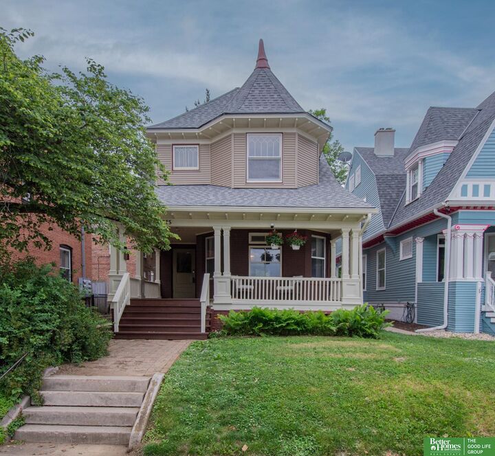 Property Photo: 3015 Pacific Street NE 68105