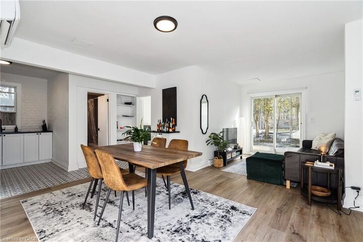 Property Photo: 1182 Linbrook Road 5 ON L6J 2L4