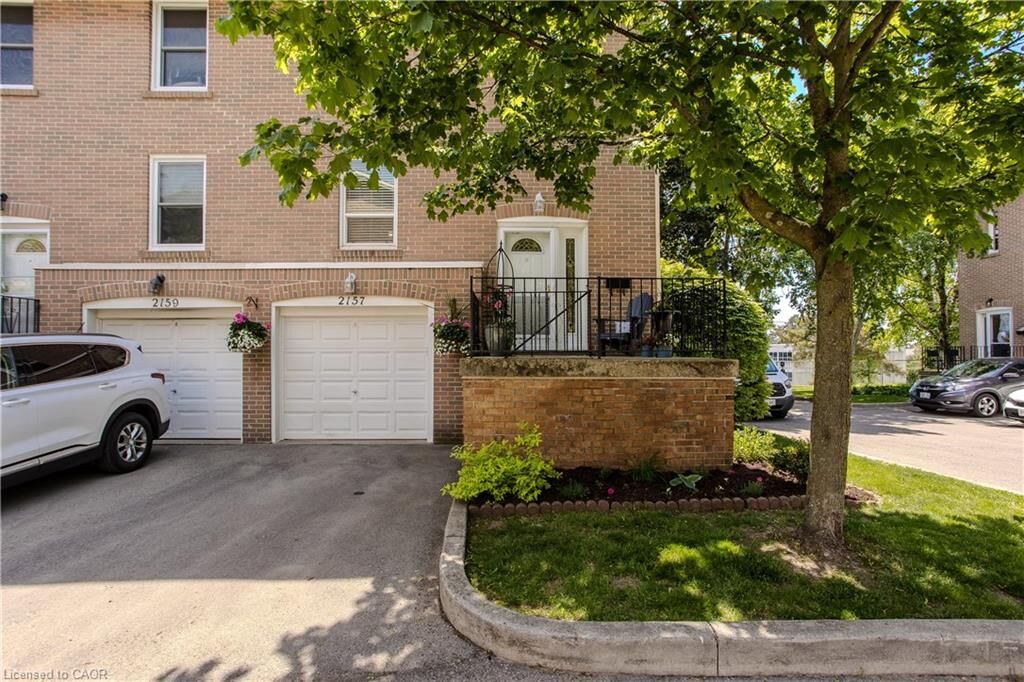 Property Photo:  2157 Mountain Grove Avenue  ON L7P 2H8 