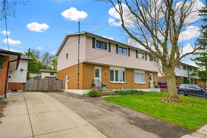 Property Photo:  632 Greenhill Avenue  ON L8K 5E9 