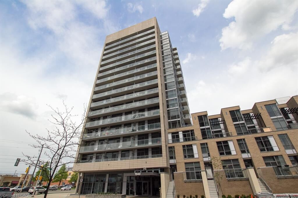 Property Photo:  1940 Ironstone Drive 507  ON L7L 0E4 
