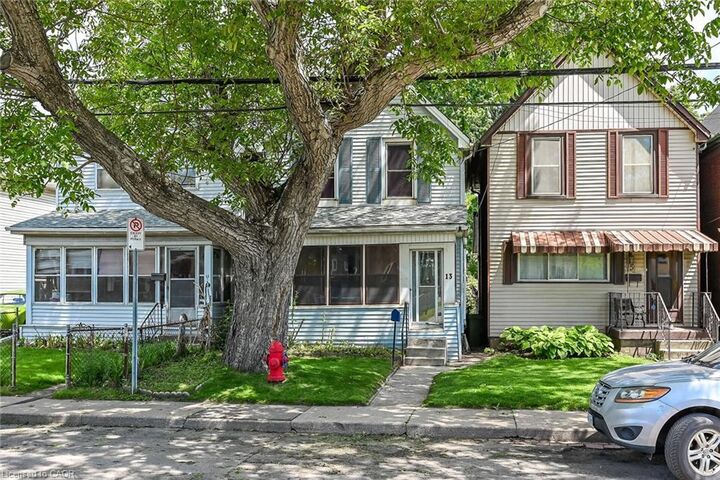 13 Brant Street — photo 1