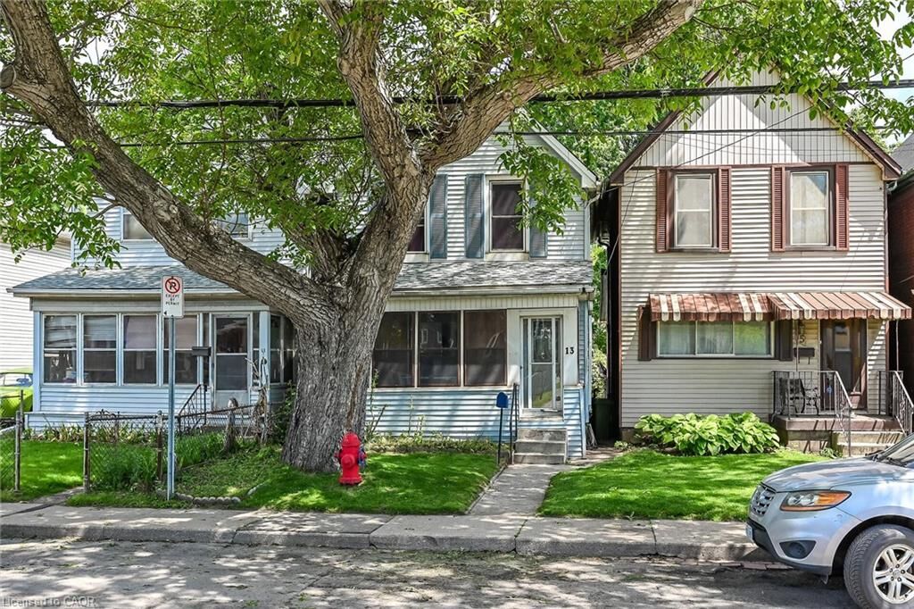 Property Photo:  13 Brant Street  ON L8L 4C5 