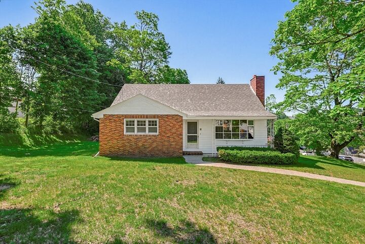 Property Photo:  24 Cherry St  MA 01562 