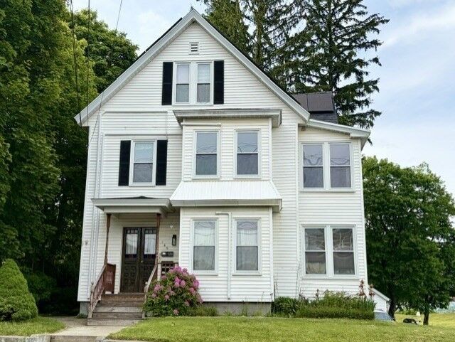 Property Photo:  149 Cross St 2  MA 01440 