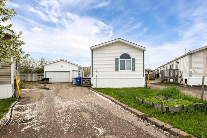 Property Photo:  147 Cree Lane  AB T9K 1Y5 