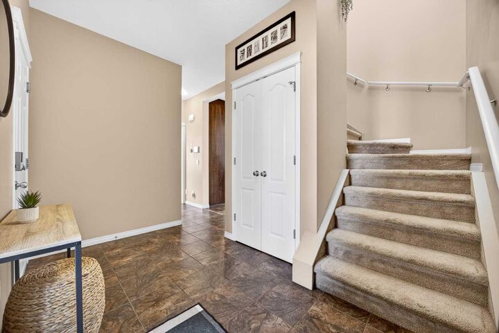 Property Photo: 603 600 Carriage Lane Place AB T0M 0N0