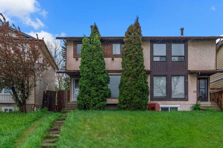 Property Photo:  37 Templeby Way NE  AB T1Y 5N7 