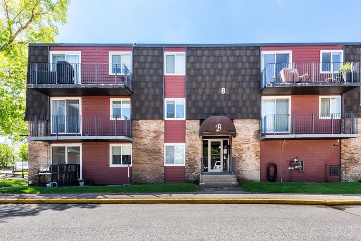 80 Galbraith Drive SW 21B — photo 1