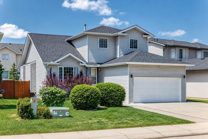 Property Photo: 263 Coral Keys Drive NE AB T3J 3K4
