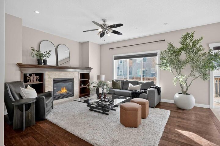 Photo de la propriété:  26 Sage Meadows Way NW  AB T3P 0E7 