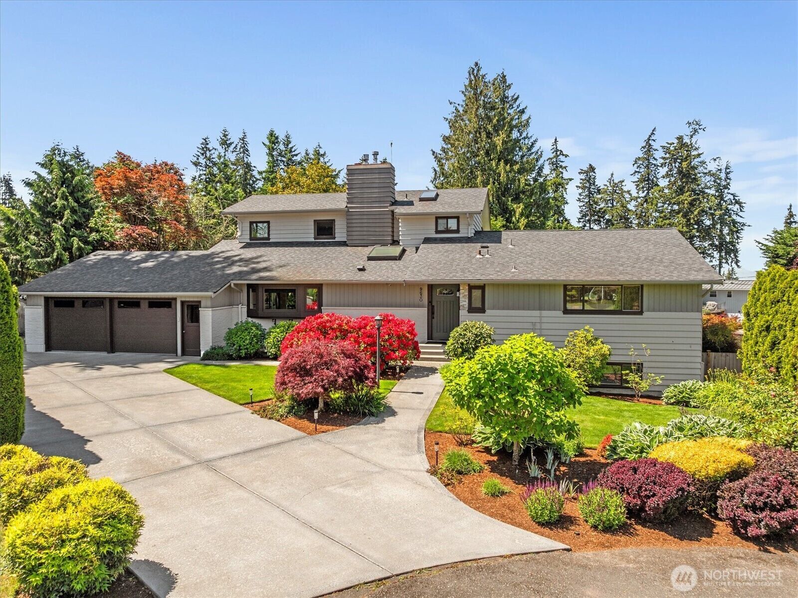 Property Photo: 9630 219th Street SW WA 98020