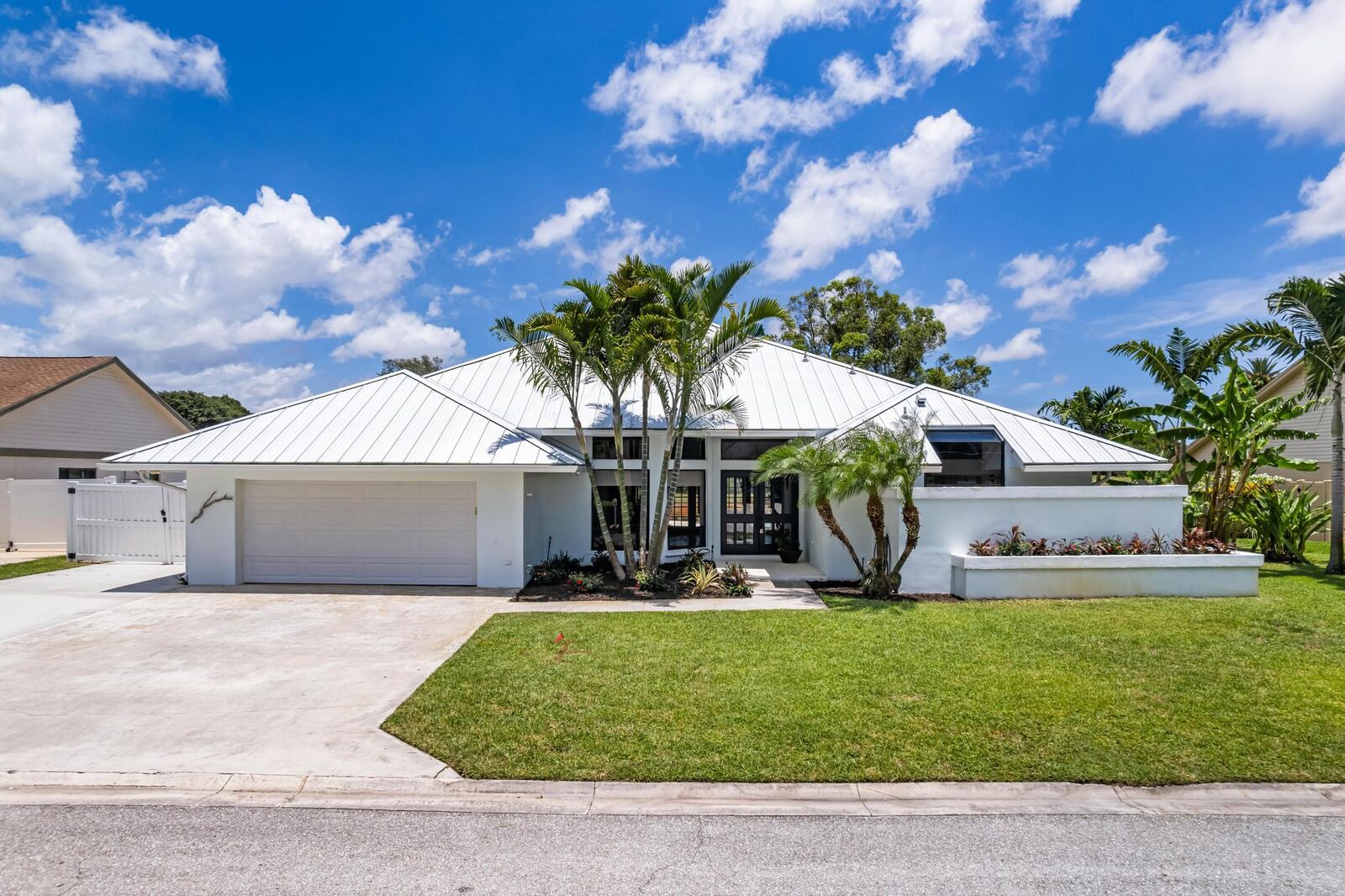 Property Photo:  4227 Fox Trace  FL 33436 