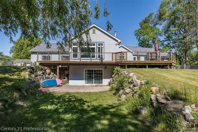 Property Photo:  3251 Mann Road  MI 48346 