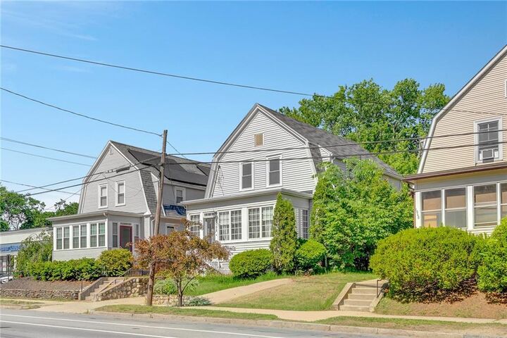 Property Photo: 1058 Narragansett Boulevard RI 02905