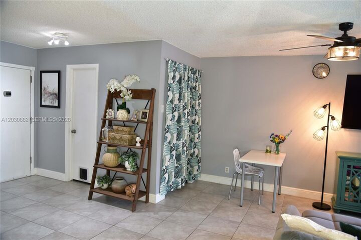 Property Photo: 7561 NW 16th St 2303 FL 33313