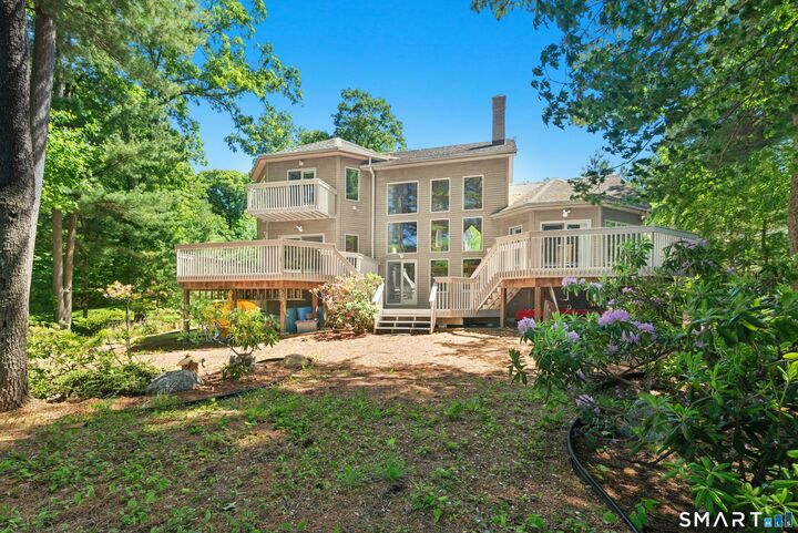 Property Photo: 141 Canoe Brook Road CT 06611