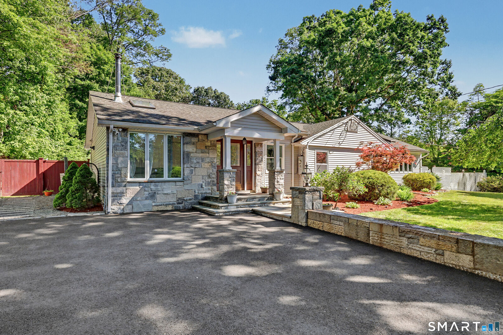 Property Photo: 5 Caddy Road CT 06851