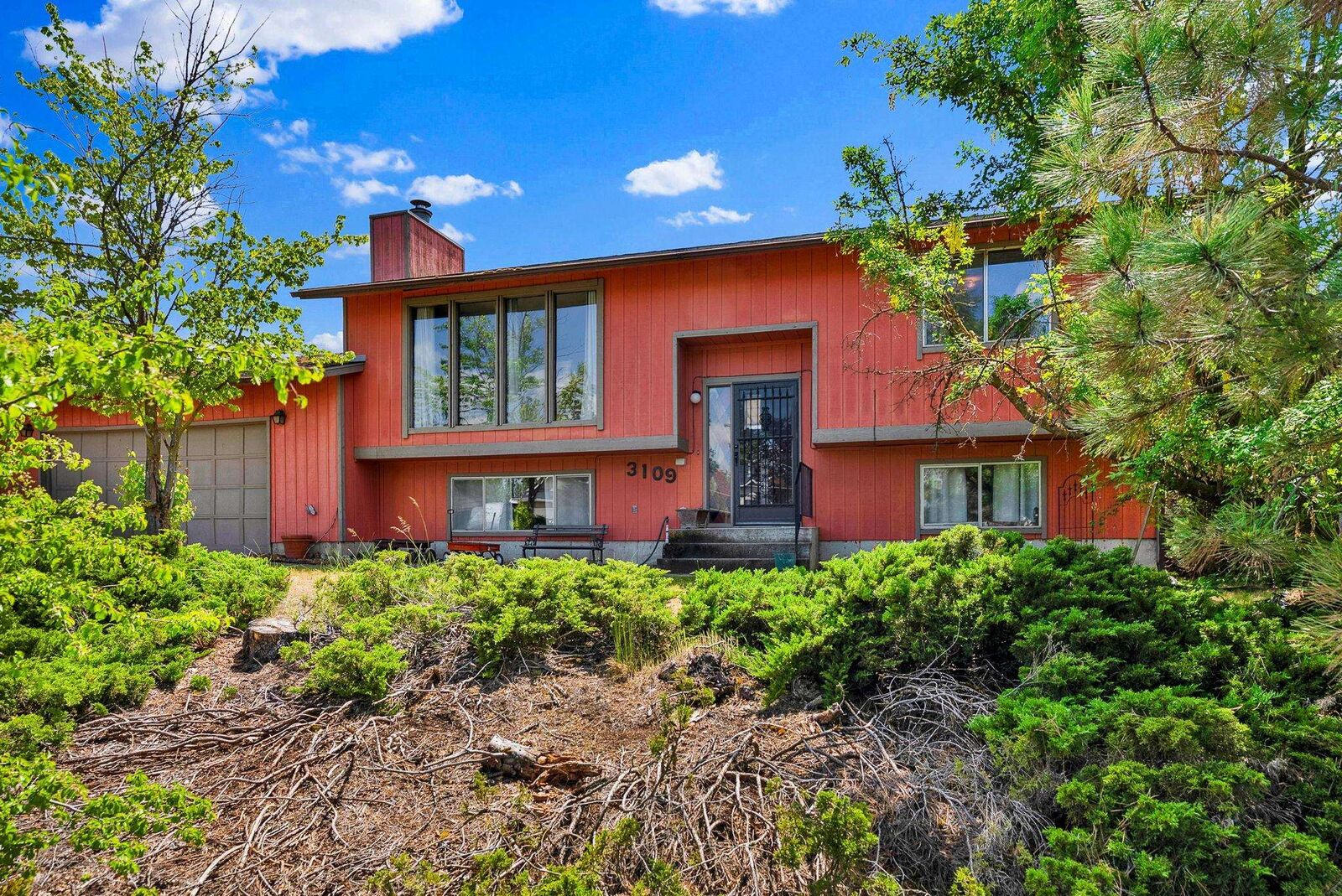 Property Photo: 3109 W 21st Ave WA 99224