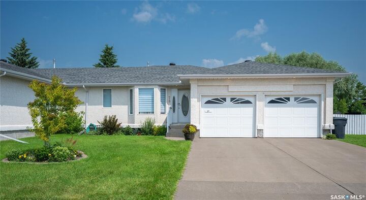 78 Russell Drive 3 — photo 1