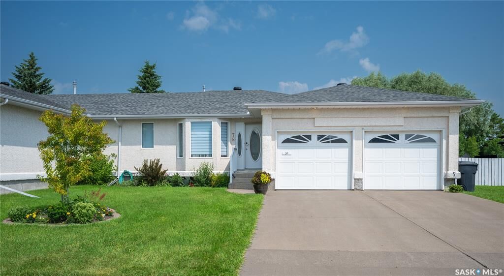 Property Photo: 78 Russell Drive 3 SK S3N 3W2