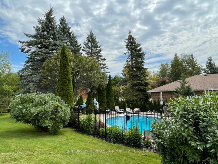 Property Photo:  287 Burns Boulevard  ON L7B 1E1 