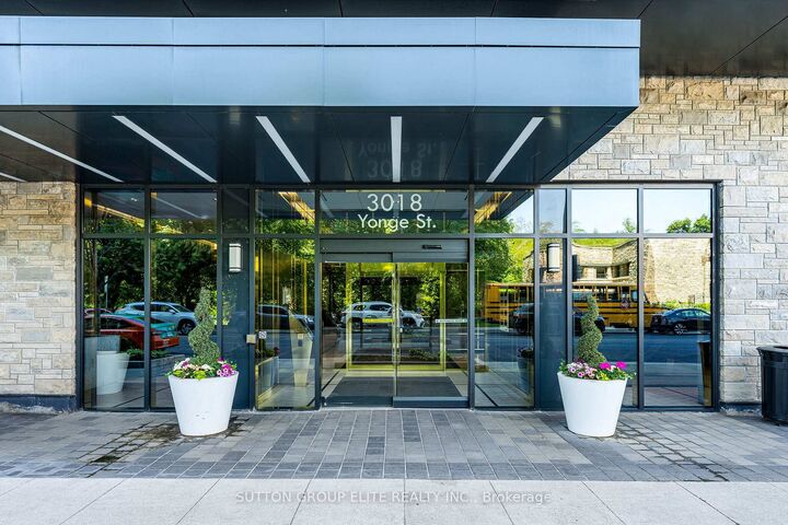 Property Photo:  3018 Yonge Street 814  ON M4N 0A5 