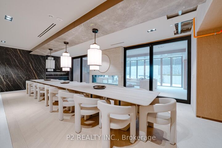 2 Forest Hill Road 407 — photo 1