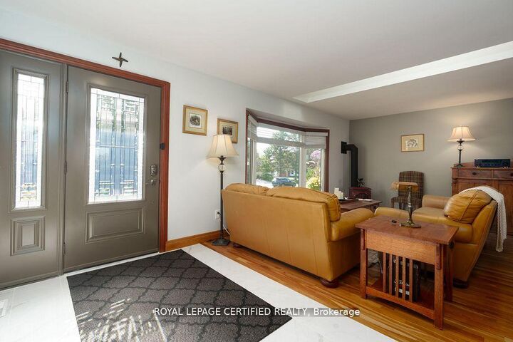 Property Photo: 12 Kevinwood Drive ON L7K 0Z1
