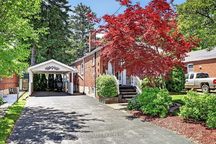 Property Photo: 20 Corinne Crescent ON M1K 2Y8