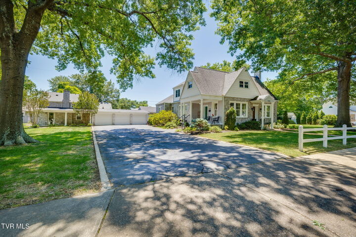 Property Photo:  1385 Catawba Street  TN 37660 