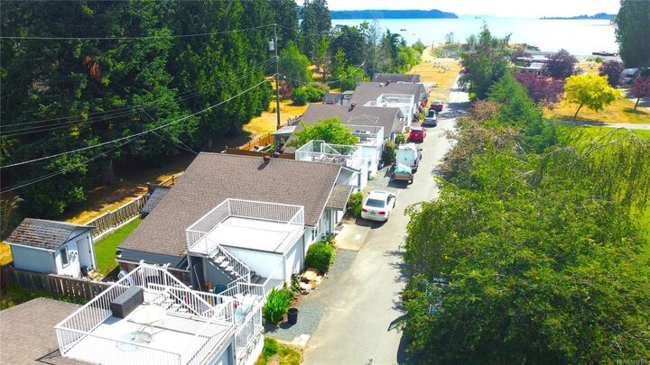 Property Photo: 8248 Island Hwy S #6 BC V0R 1W0