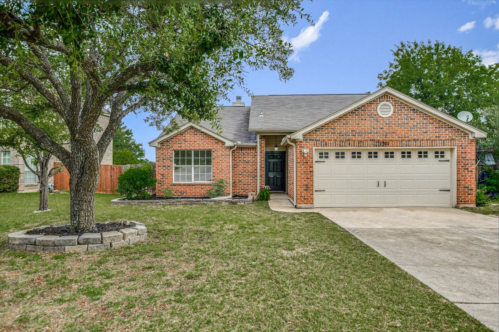 Property Photo:  1201 Madrone Trail  TX 78641 