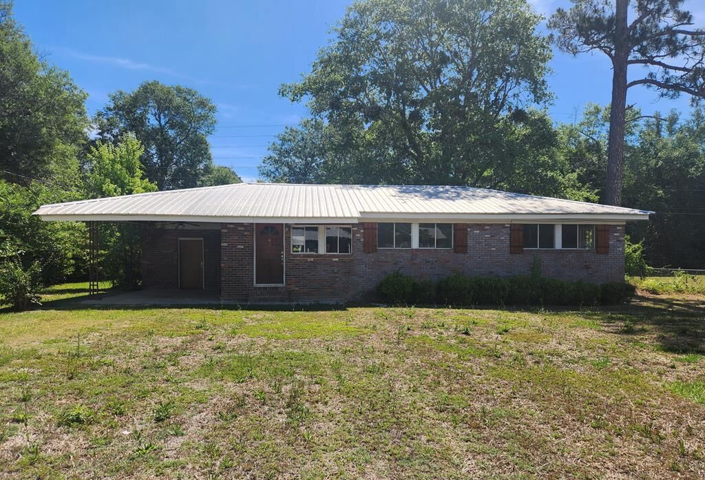 Property Photo:  385 Laurel Lane  GA 31730 