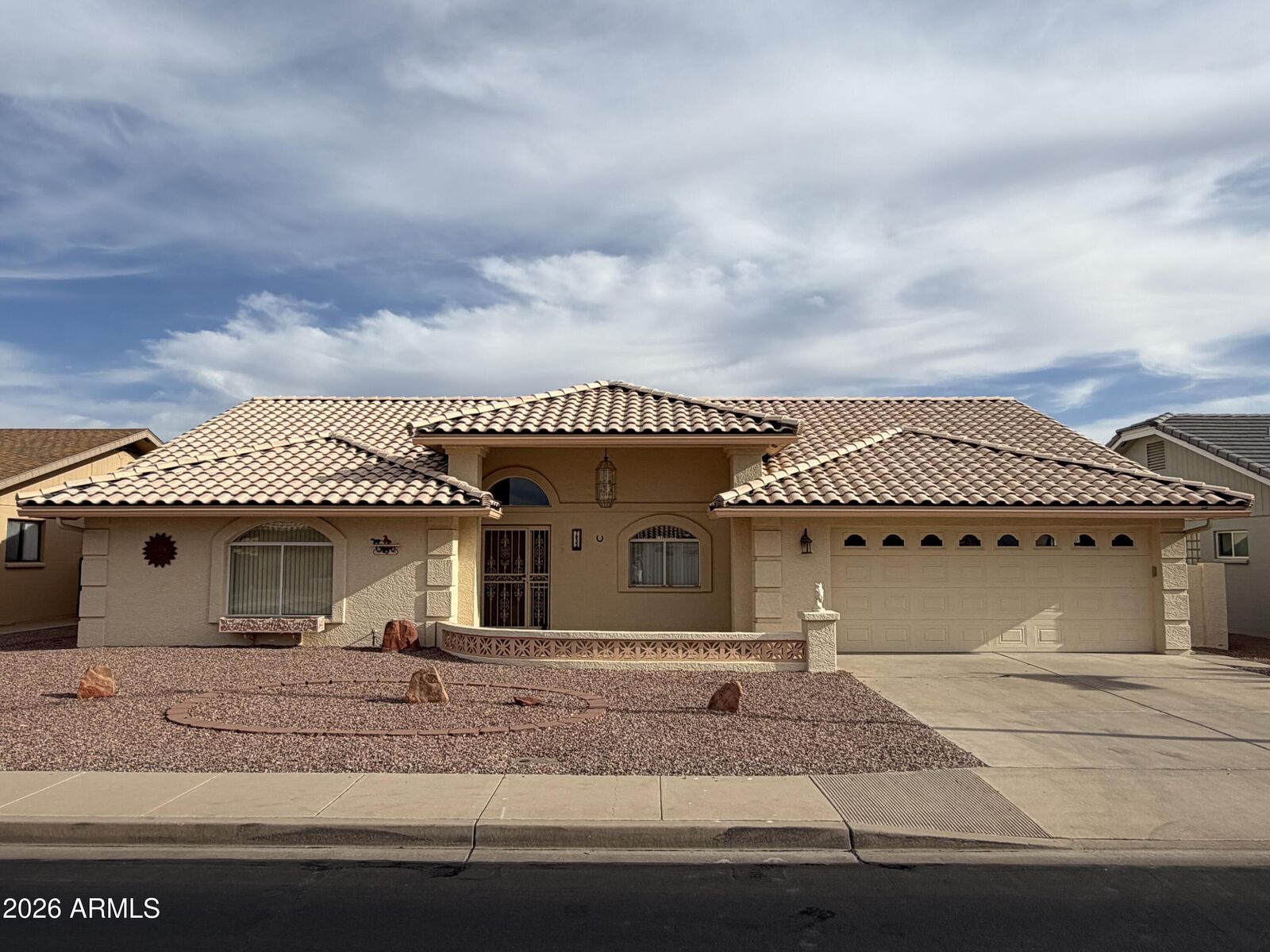 Property Photo: 7833 E Nopal Avenue AZ 85209