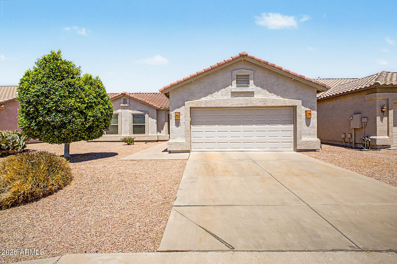 Property Photo: 6836 S Tamarron Way AZ 85249