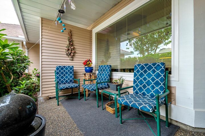 Property Photo: 11965 84A Avenue 10 BC V4C 2T3