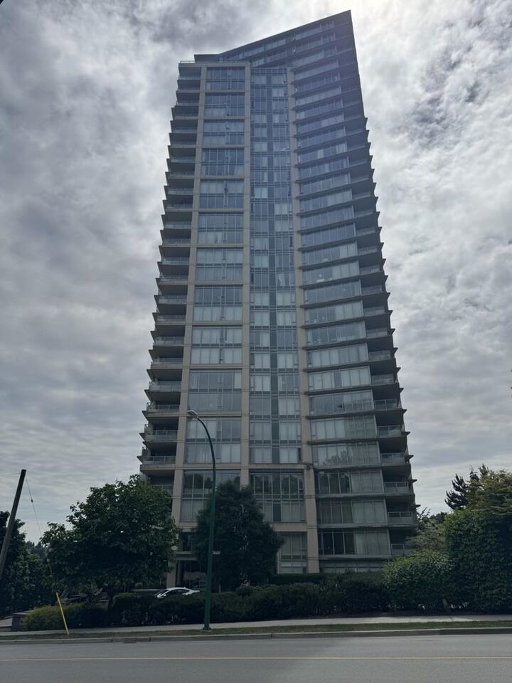 2133 Douglas Road 2506 — photo 1