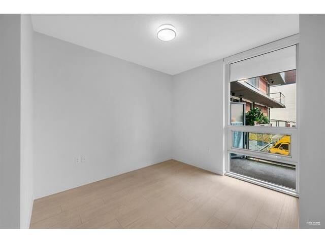 Property Photo:  180 East 2nd Avenue 31X  BC V5T 0K4 