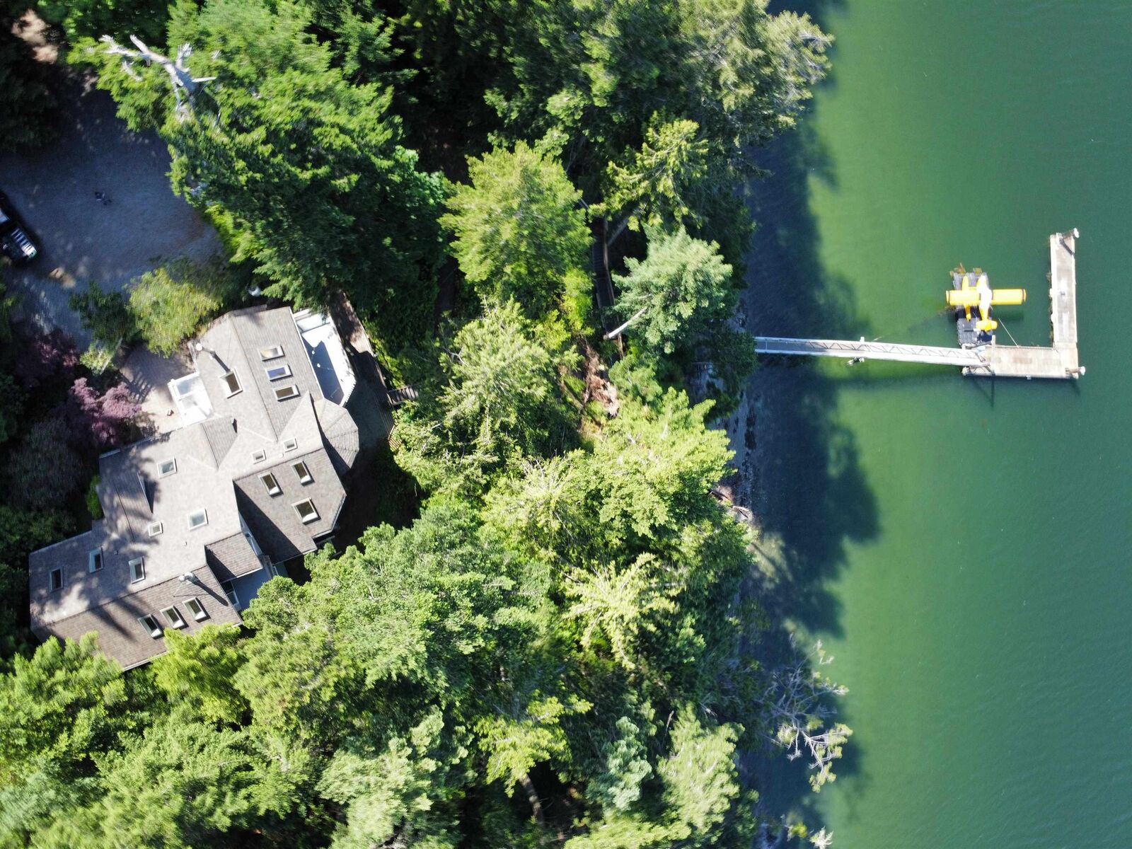 Property Photo: 165 Ontario Place BC V8K 2L5