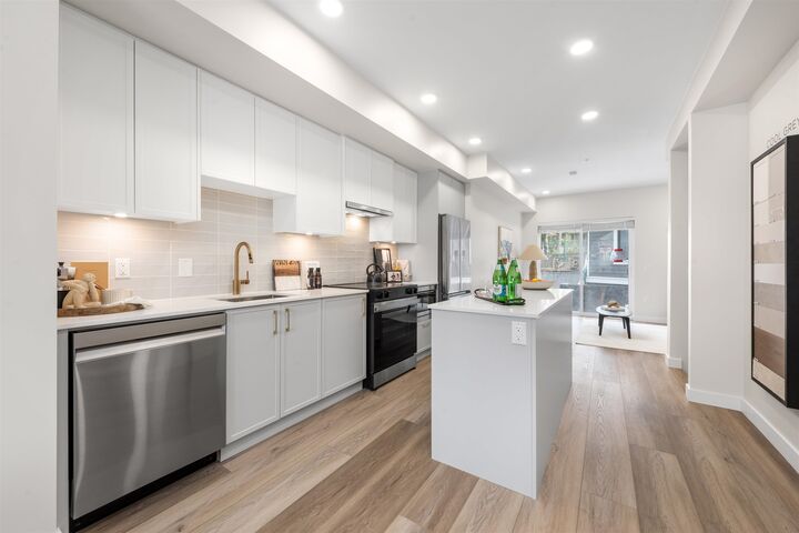 Property Photo: 728 Lea Avenue 4 BC V3J 0S1